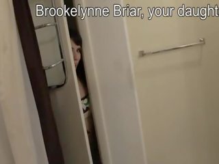 Brookelynn briar daughater encouraging otecko na semeno na ju tvár